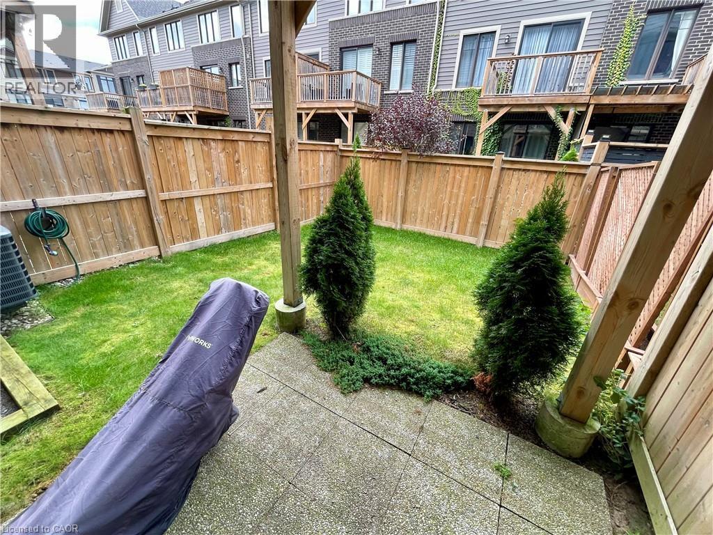 Back Yard - 76 Esplanade Lane, Grimsby, ON
