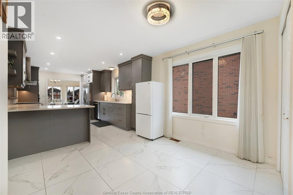 1075 Stoneybrook, Windsor, ON