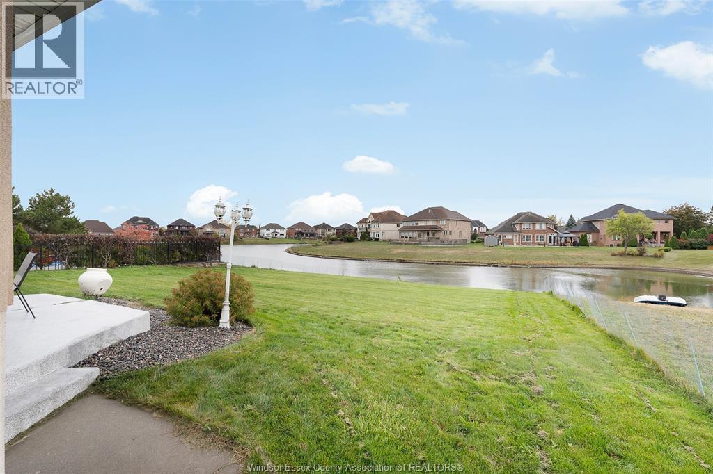 1075 Stoneybrook, Windsor, ON