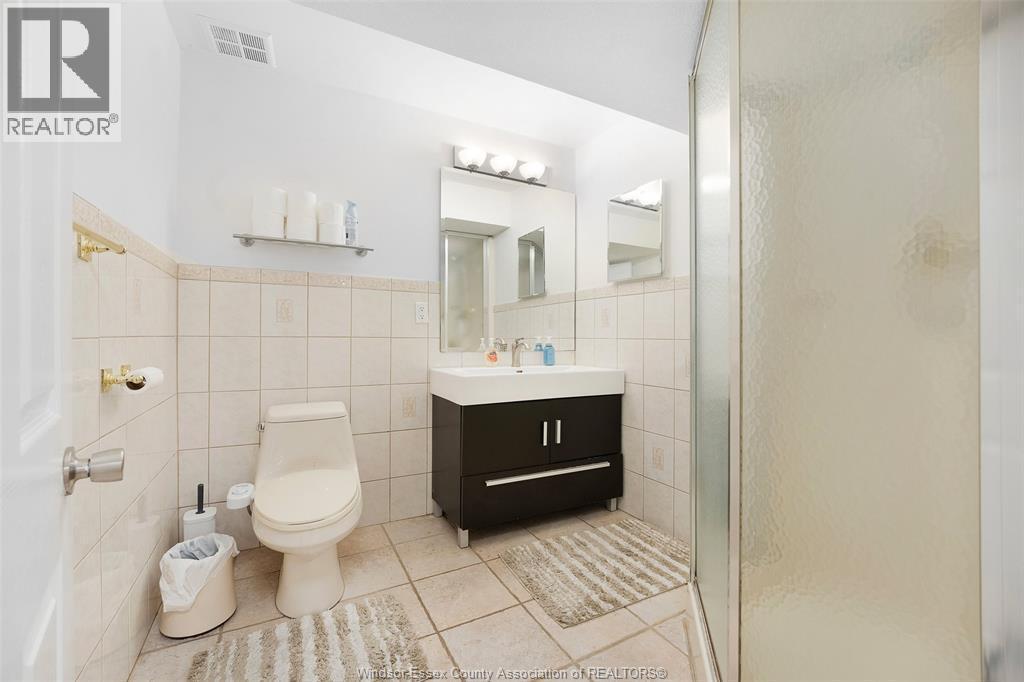 1075 Stoneybrook, Windsor, ON