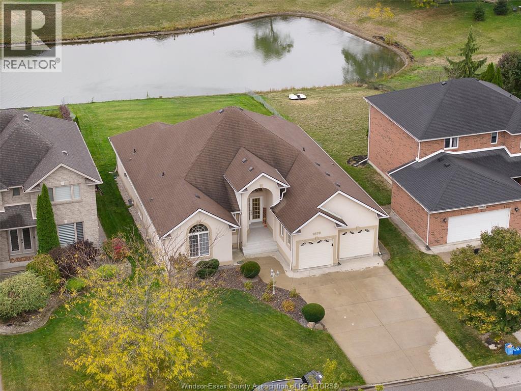 1075 Stoneybrook, Windsor, ON