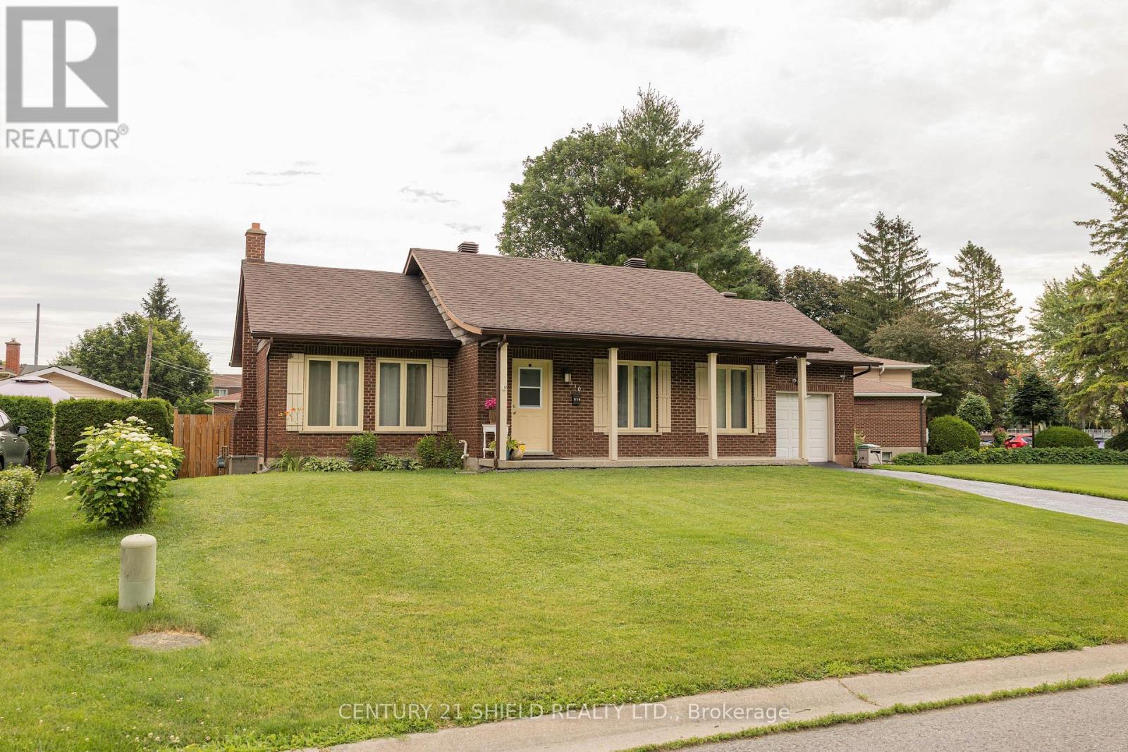 610 Dundas Crescent, Cornwall, ON