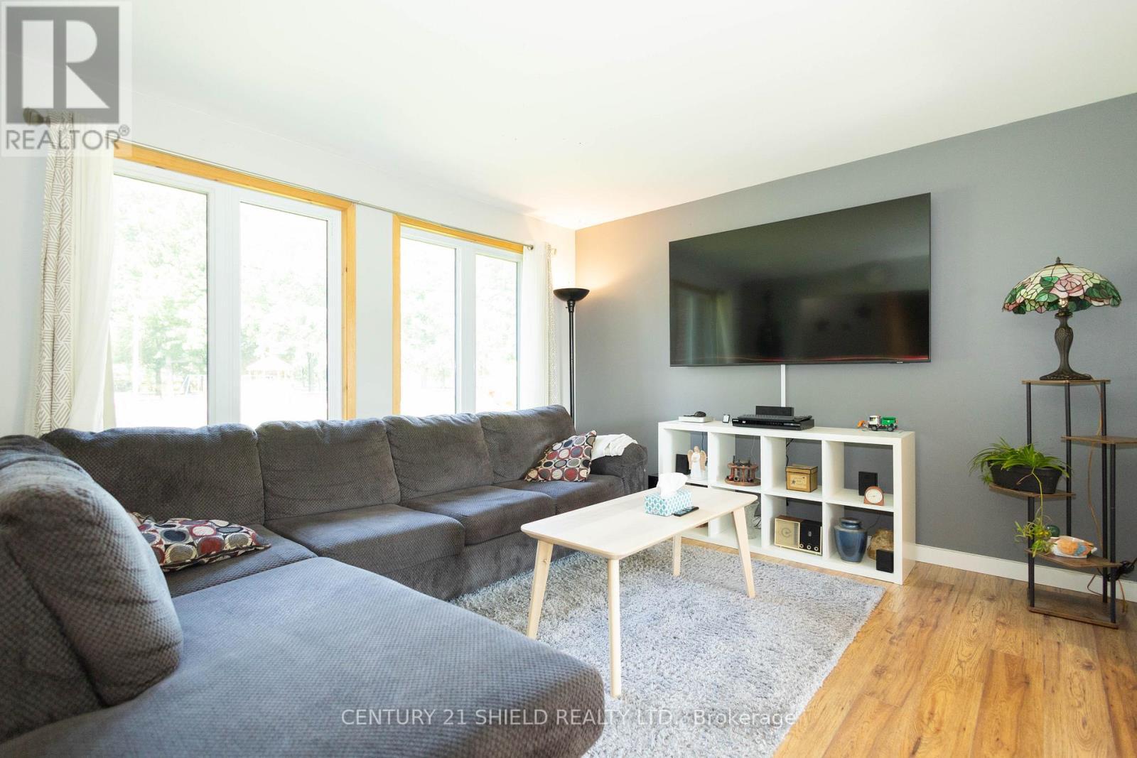 610 Dundas Crescent, Cornwall, ON