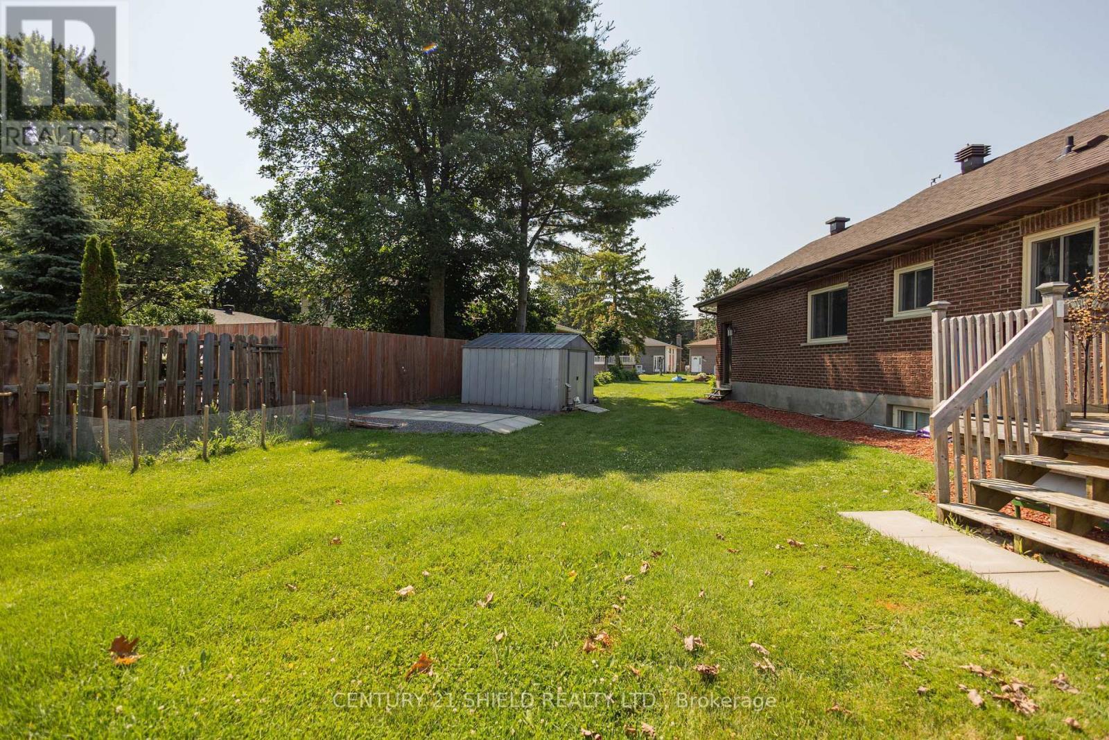 610 Dundas Crescent, Cornwall, ON