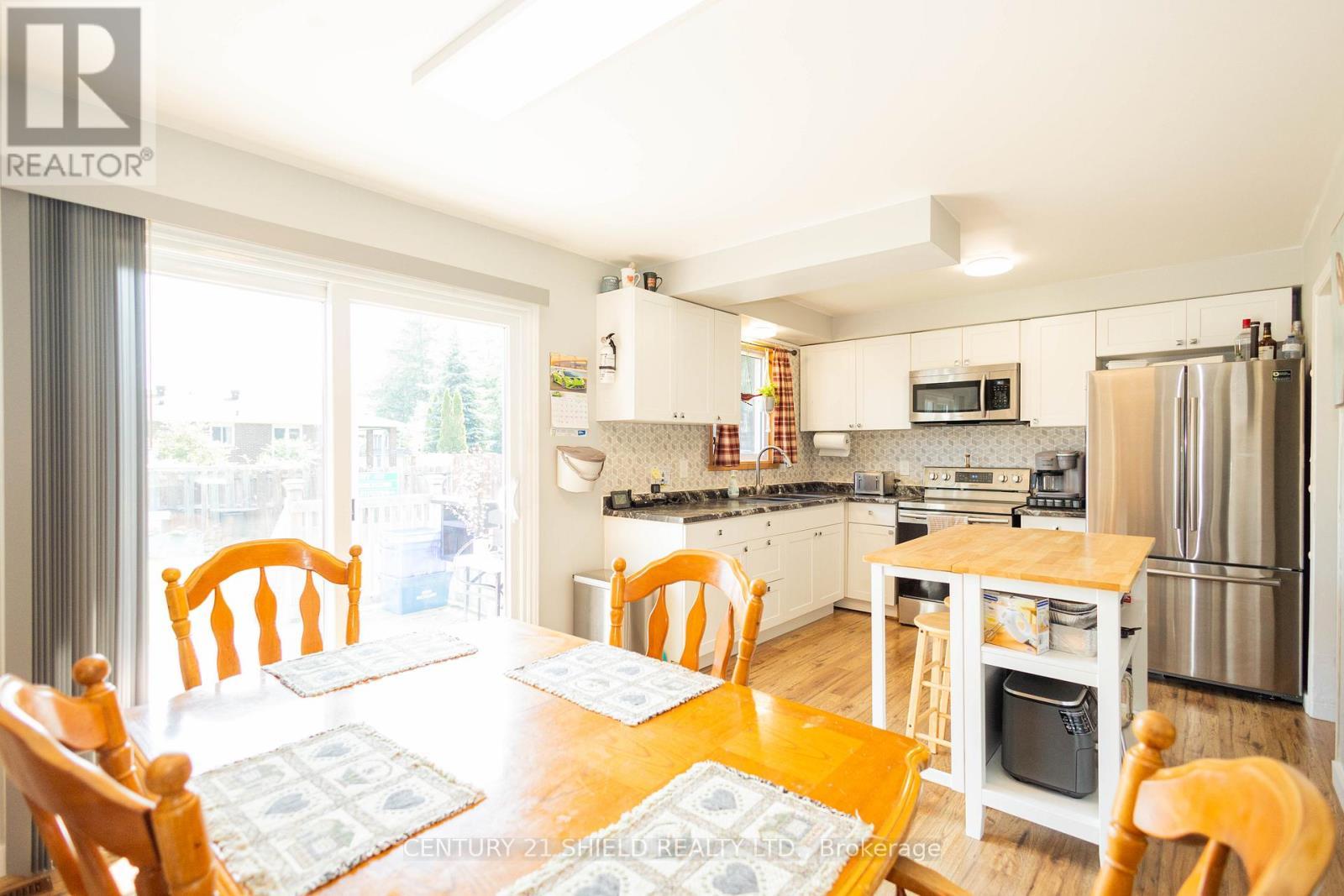 610 Dundas Crescent, Cornwall, ON
