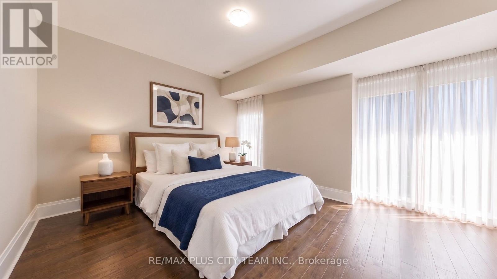 Virtually Staged Primary Bedroom - Th122 - 29 Queens Quay E, Toronto, ON