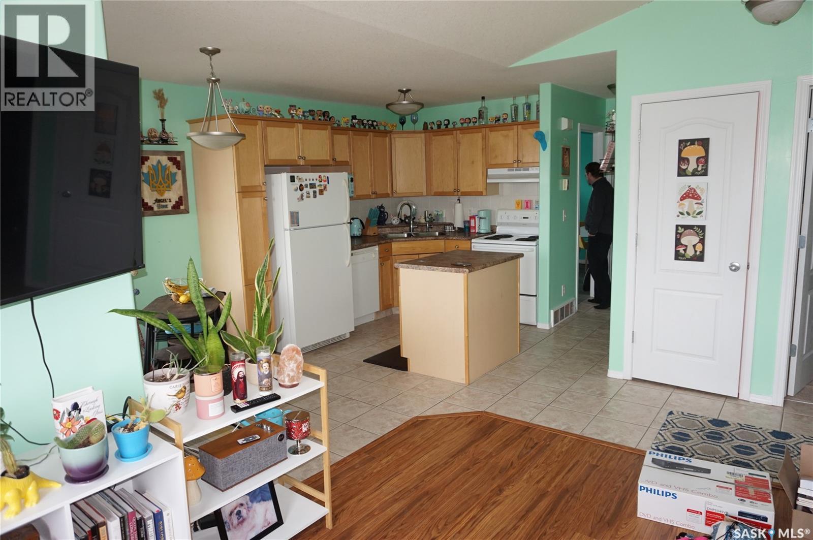4080 Buckingham Drive E, Regina, SK