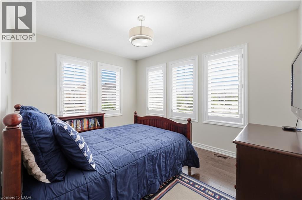 4645 Doug Wright Drive, Burlington, ON - Indoor Photo Showing Bedroom