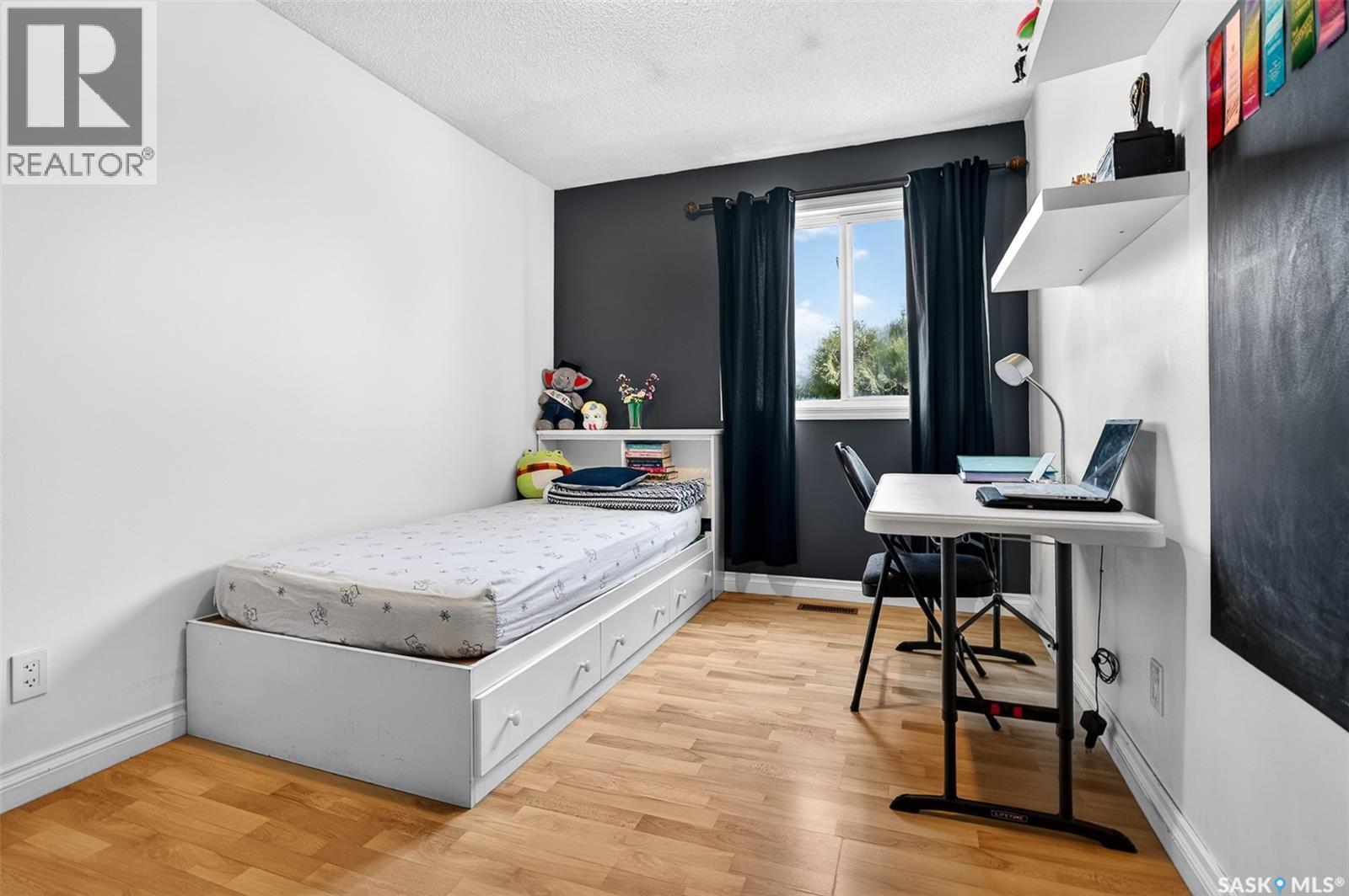 22 Edelweiss Crescent, Moose Jaw, SK - Indoor Photo Showing Bedroom