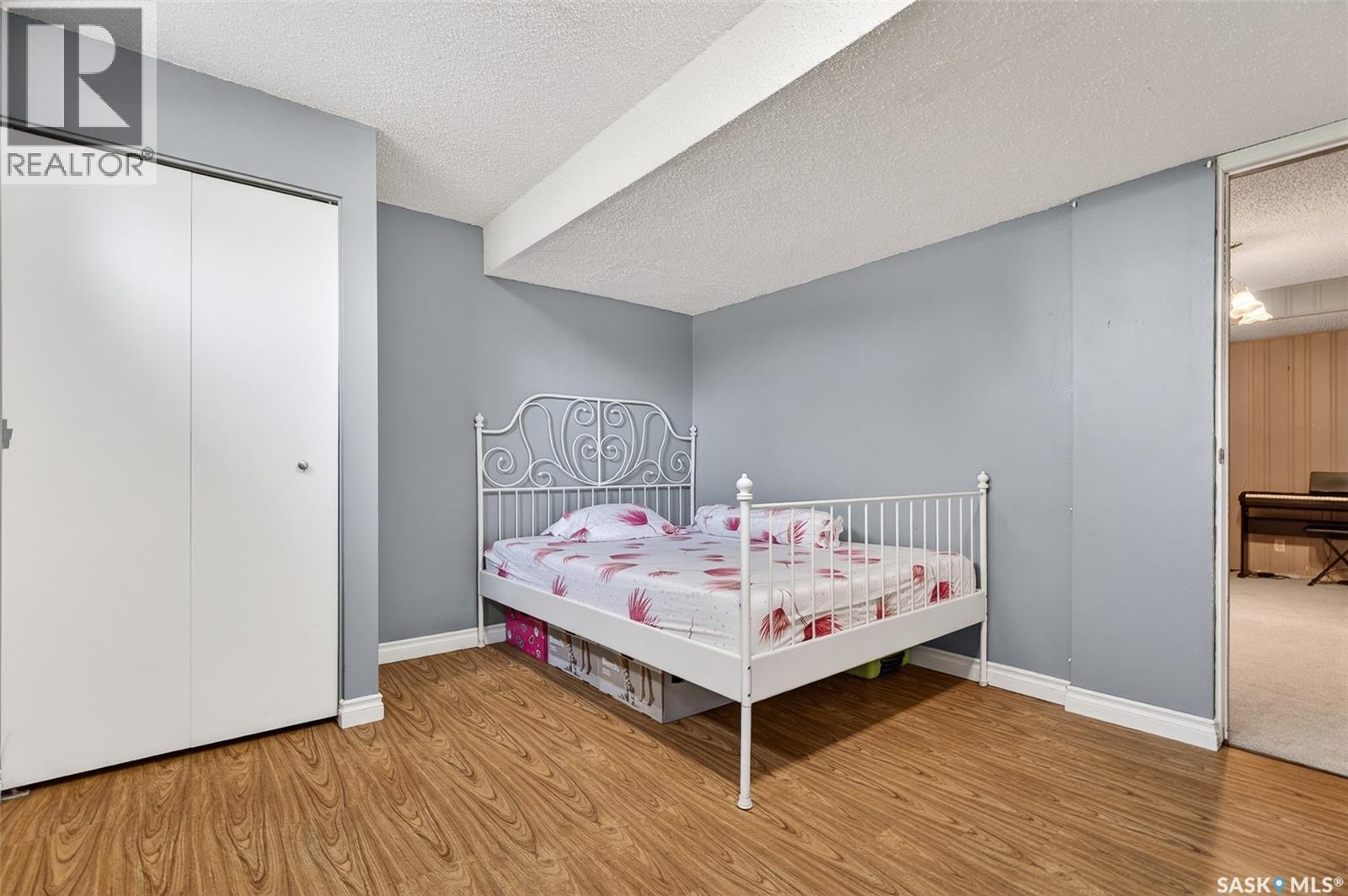 22 Edelweiss Crescent, Moose Jaw, SK - Indoor Photo Showing Bedroom