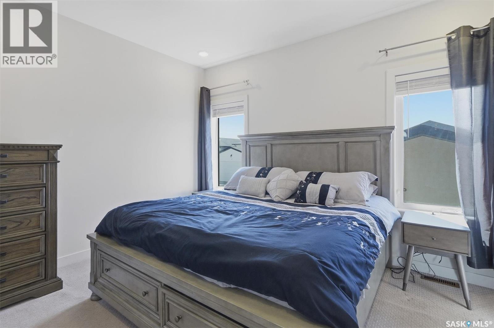 202 Bentley Court, Saskatoon, SK