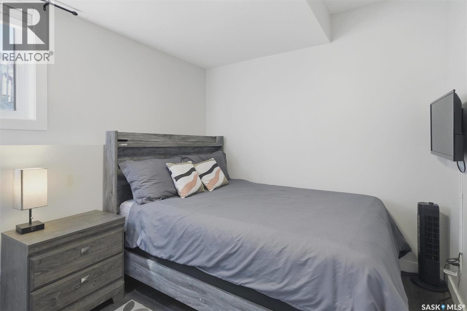 202 Bentley Court, Saskatoon, SK
