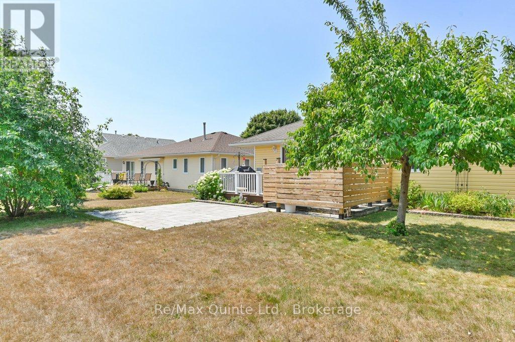 2 Heritage Drive, Prince Edward County (Wellington Ward), ON