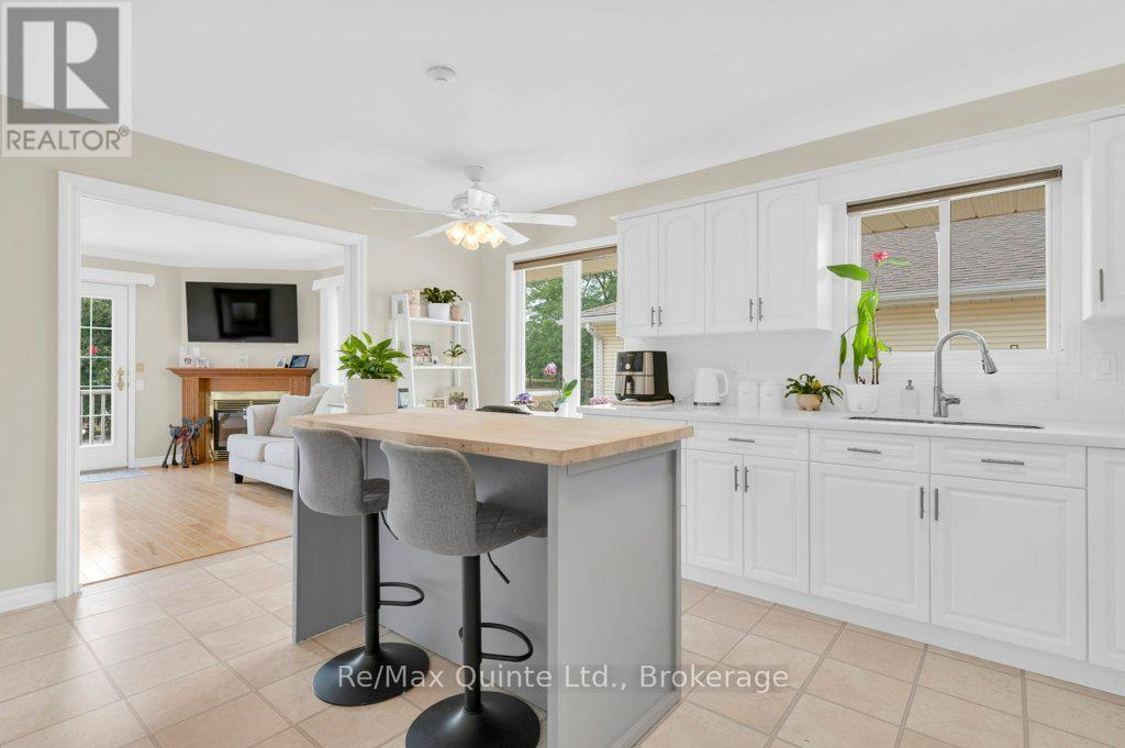 2 Heritage Drive, Prince Edward County (Wellington Ward), ON