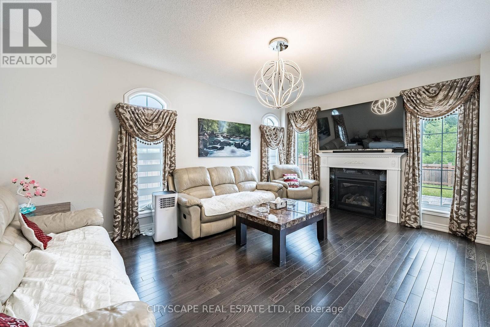 54 Ezra Crescent, Brampton, ON