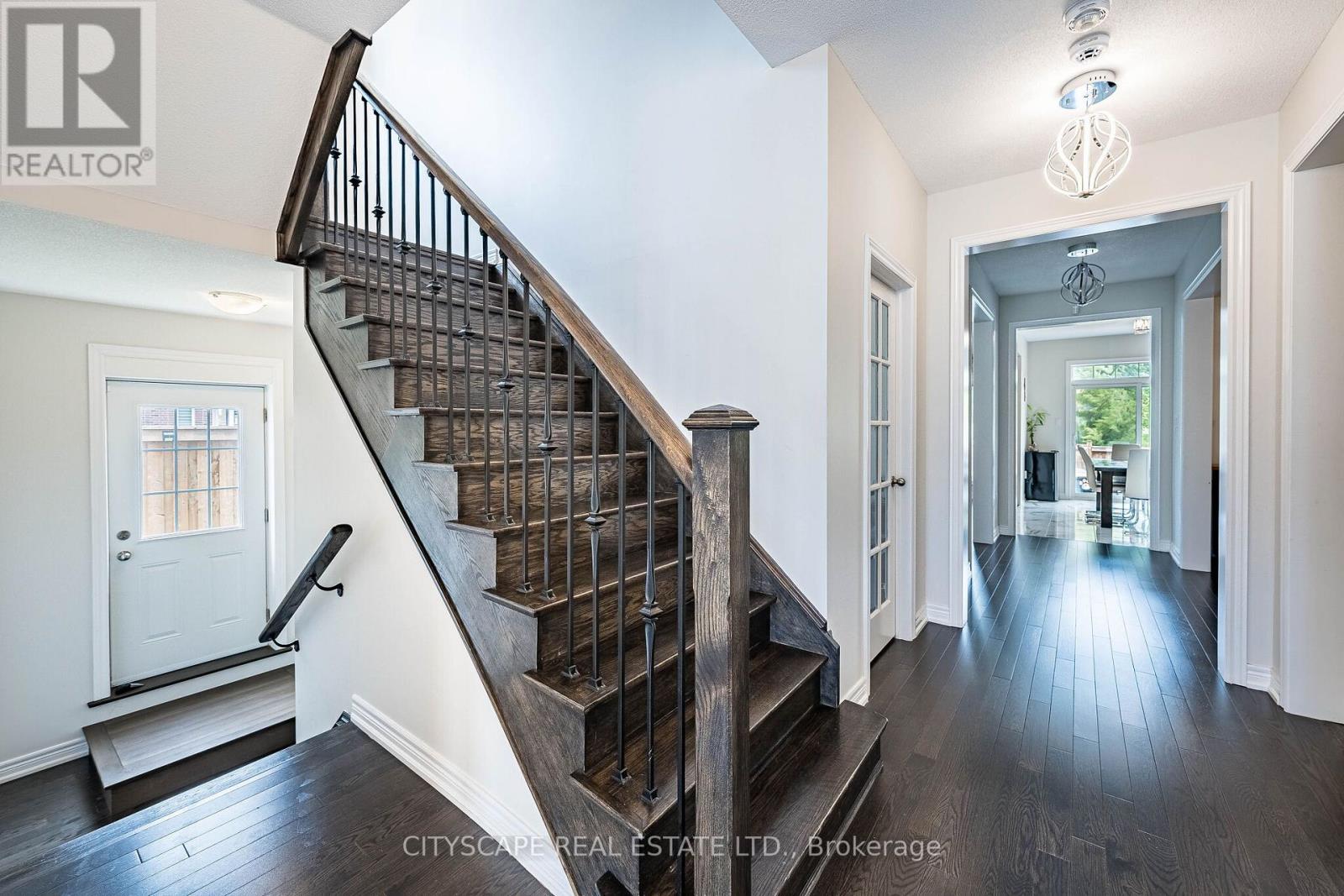 54 Ezra Crescent, Brampton, ON