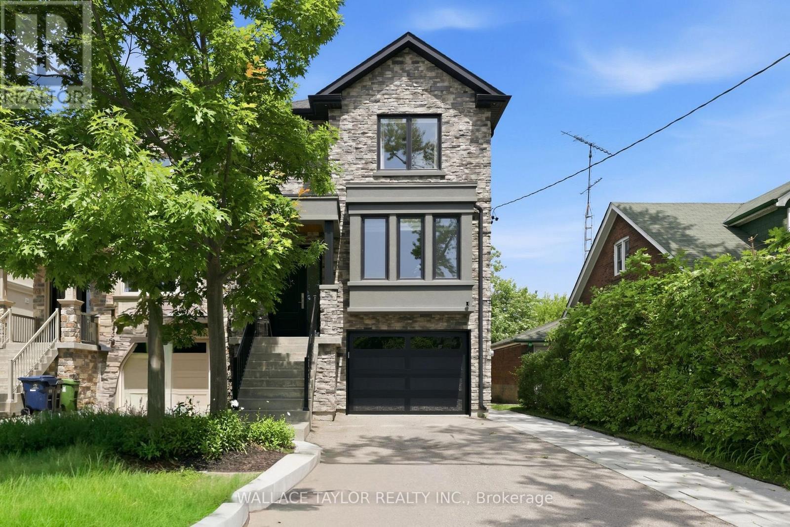76 Ash Crescent, Toronto, ON