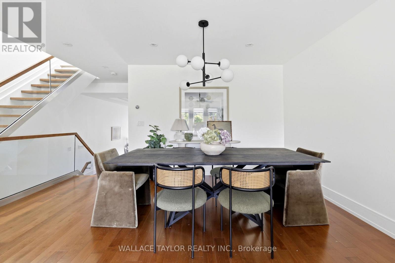 76 Ash Crescent, Toronto, ON