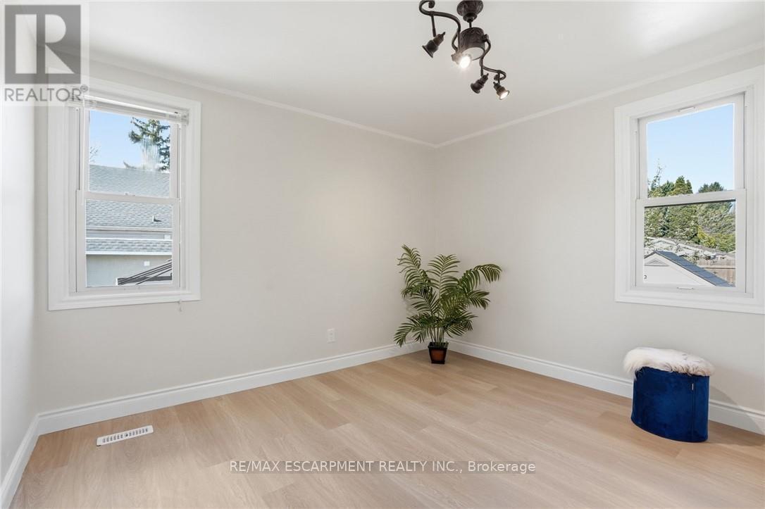 894 Garth Street, Hamilton, ON - Indoor Photo Showing Other Room