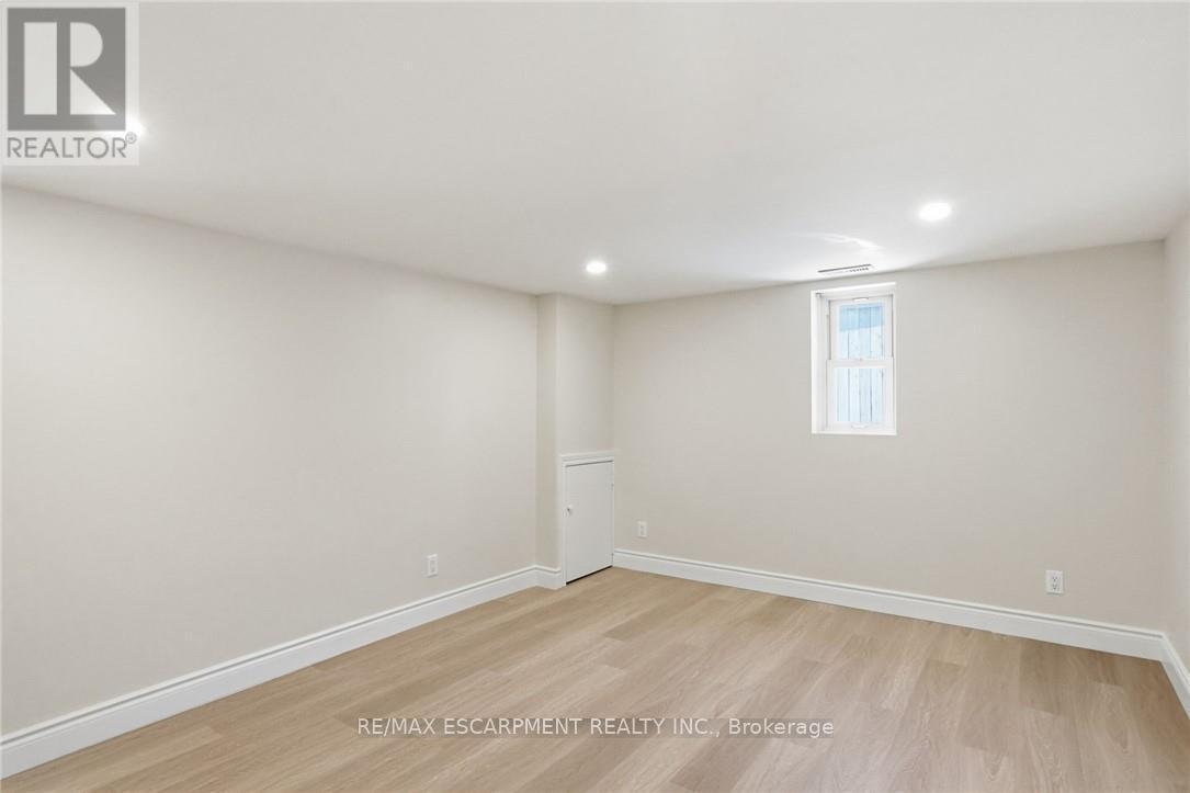 894 Garth Street, Hamilton, ON - Indoor Photo Showing Other Room