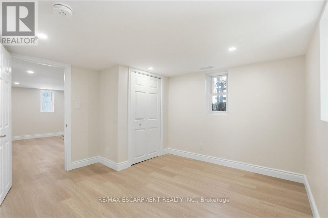 894 Garth Street, Hamilton, ON - Indoor Photo Showing Other Room