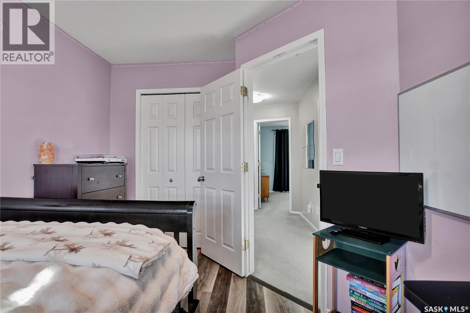 120 615 Mcwillie Avenue, Saskatoon, SK - Indoor Photo Showing Bedroom