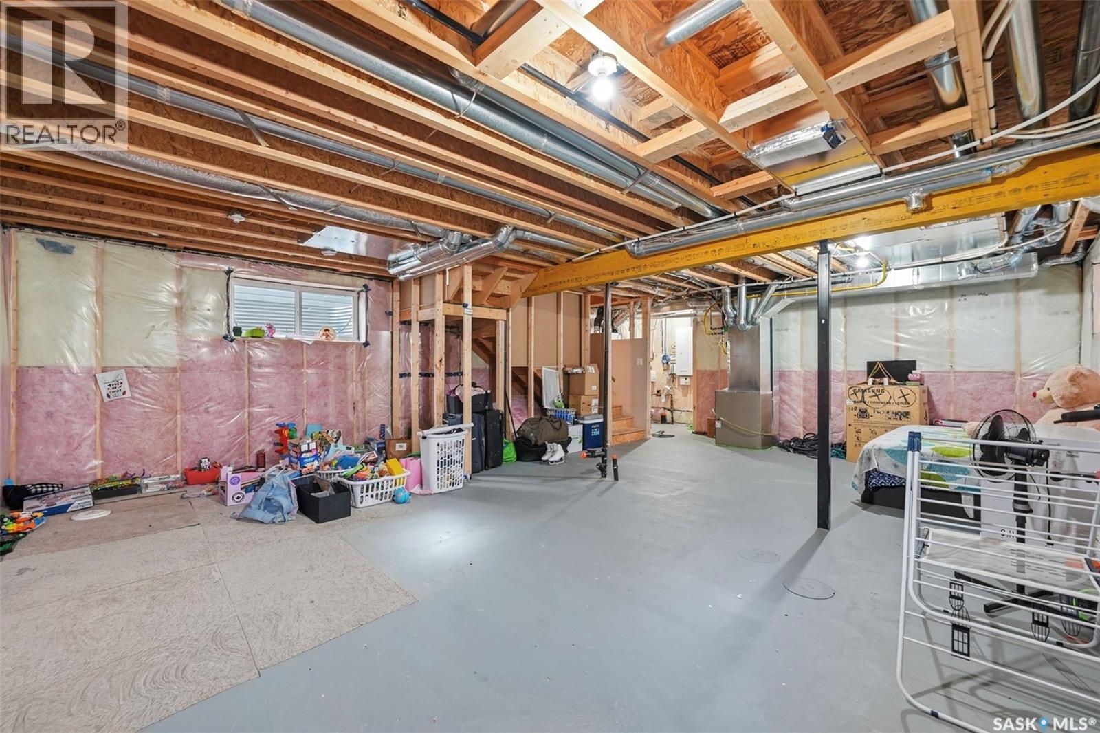 319 Skopik Crescent, Saskatoon, SK - Indoor Photo Showing Basement