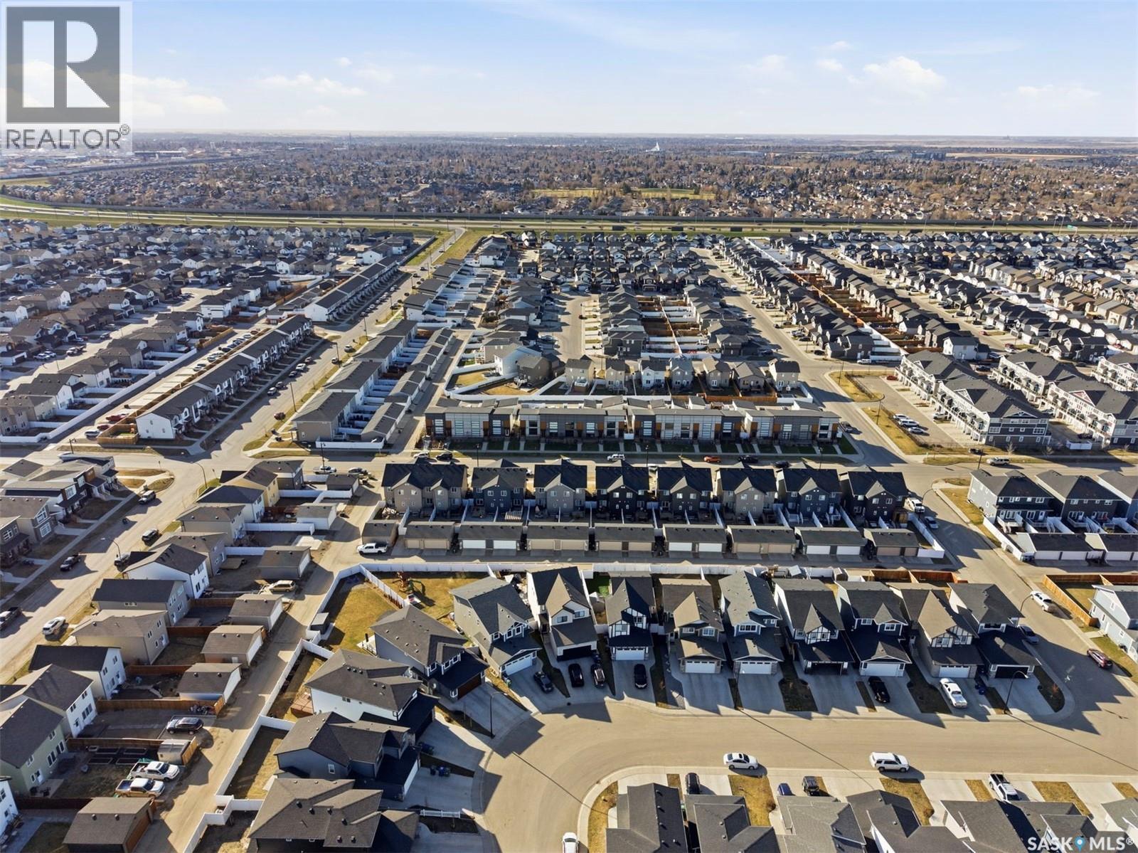 319 Skopik Crescent, Saskatoon, SK - Outdoor With View