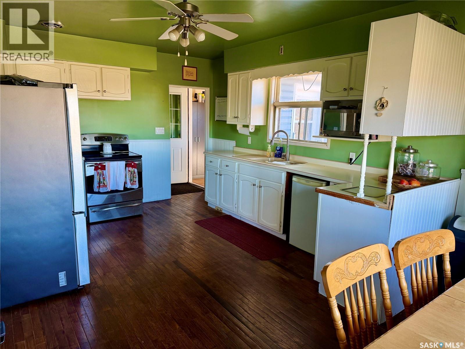 Nelson Acreage, Blucher Rm No. 343, SK - Indoor Photo Showing Kitchen