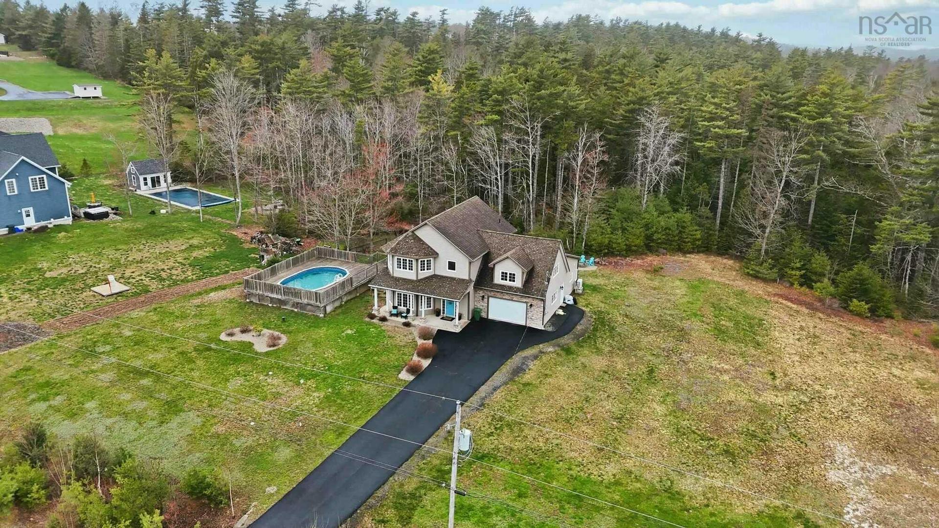 63 Danica Drive, Pine Grove, NS