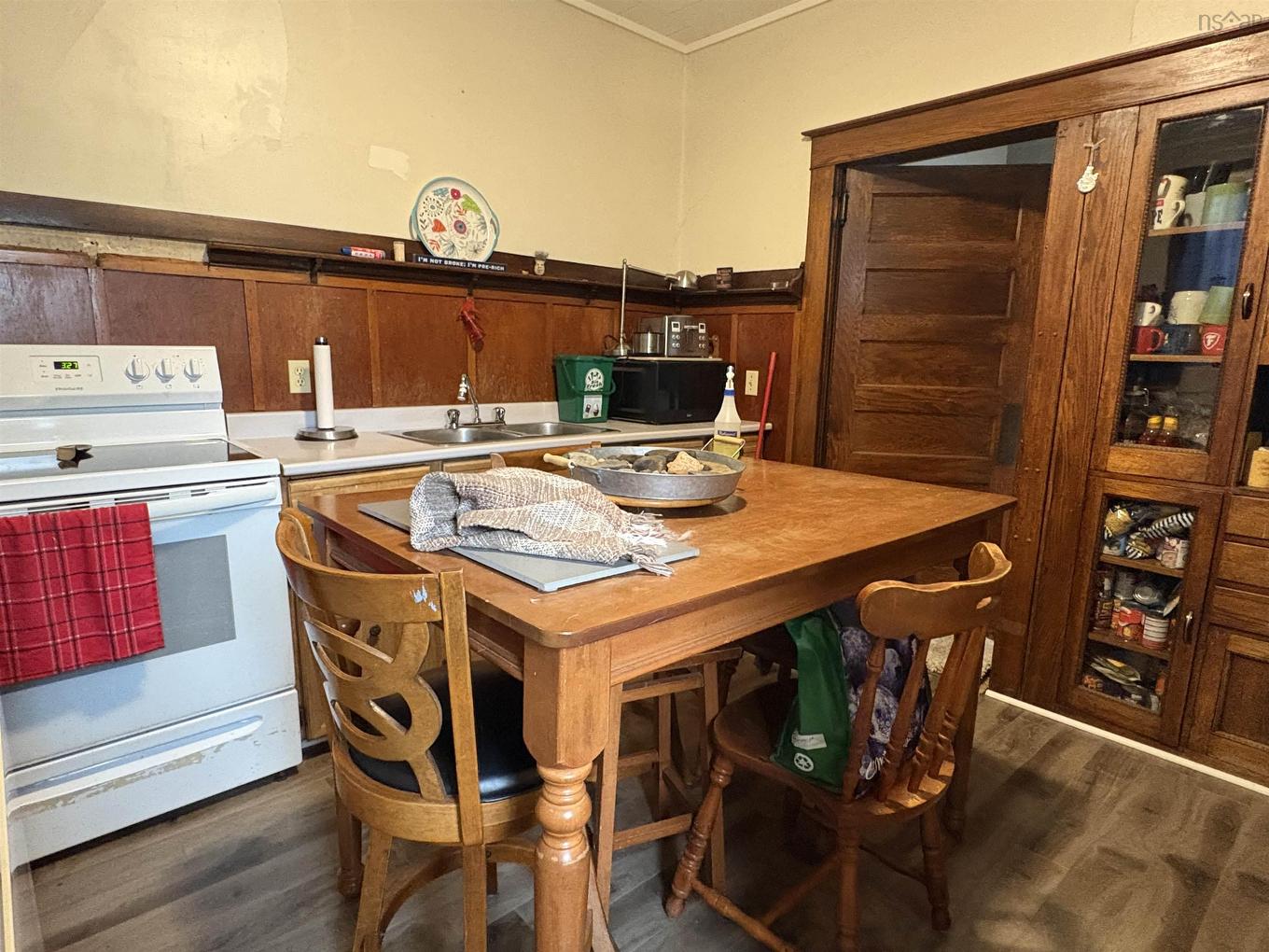 143 Mackay Street, Stellarton, NS