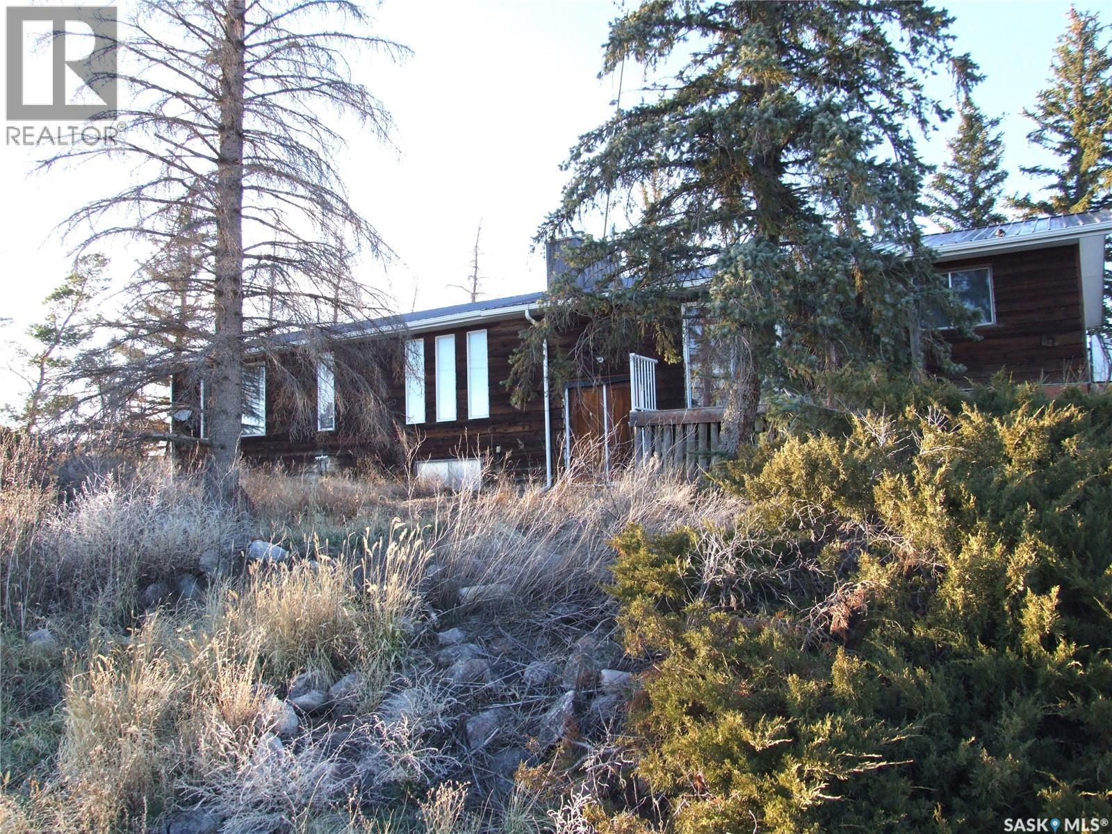 101 Railway Avenue, Lancer, SK - Outdoor