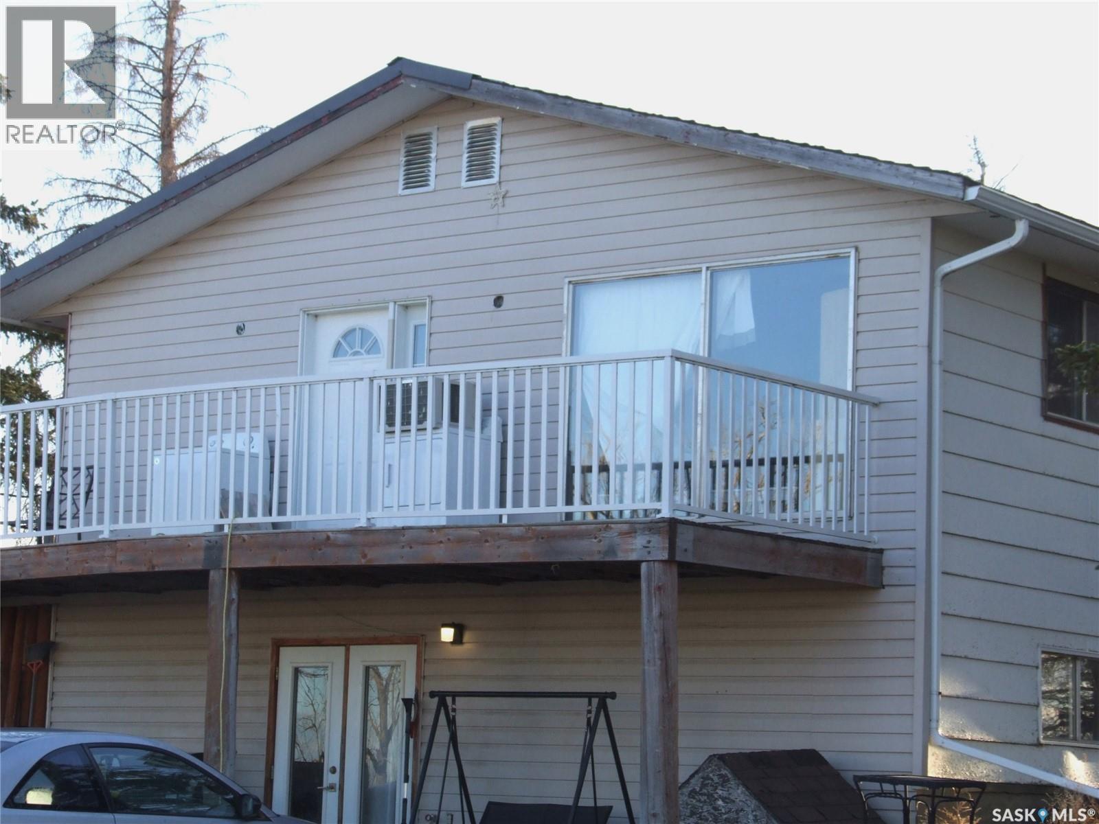 101 Railway Avenue, Lancer, SK - Outdoor With Exterior