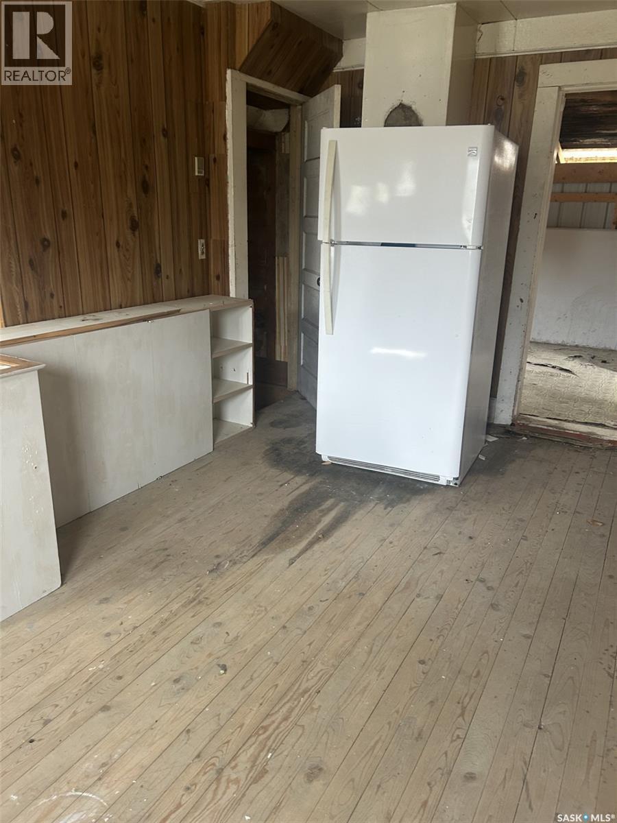 335 Highway Avenue E, Preeceville, SK - Indoor