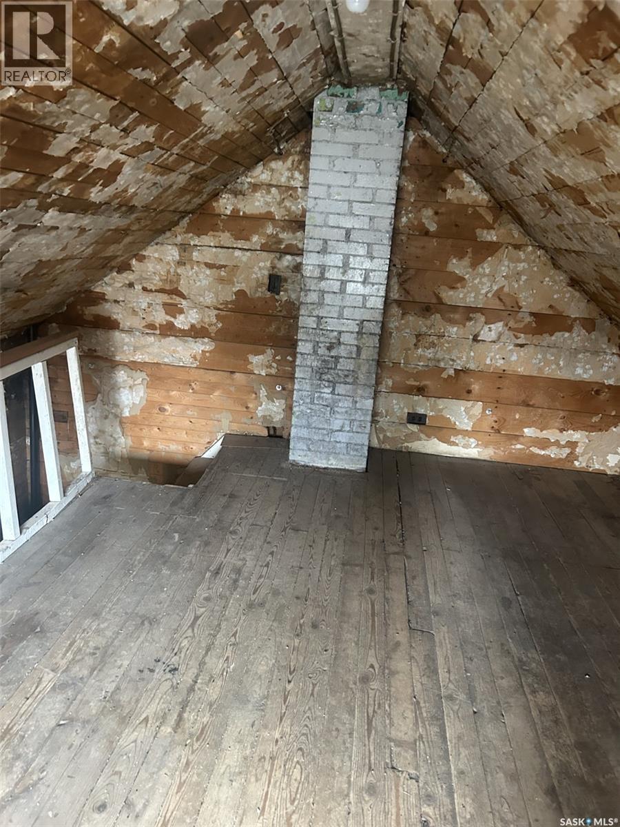 335 Highway Avenue E, Preeceville, SK -