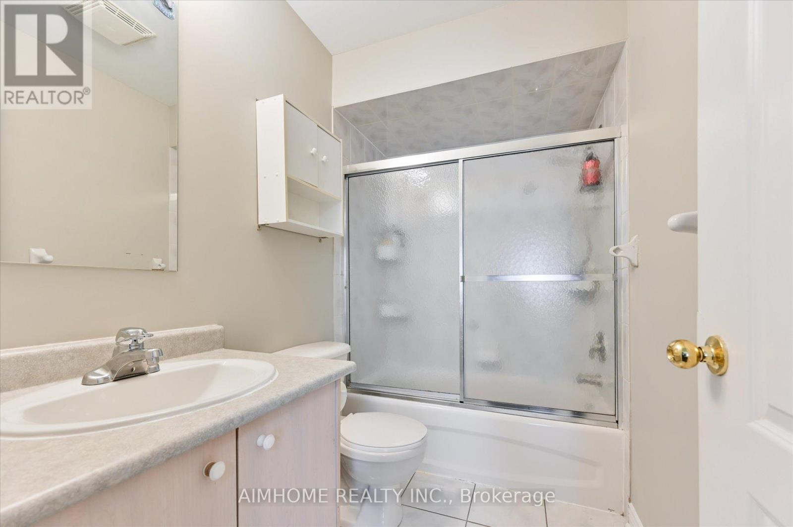12 Boxhill Road, Markham, ON - Indoor Photo Showing Bathroom