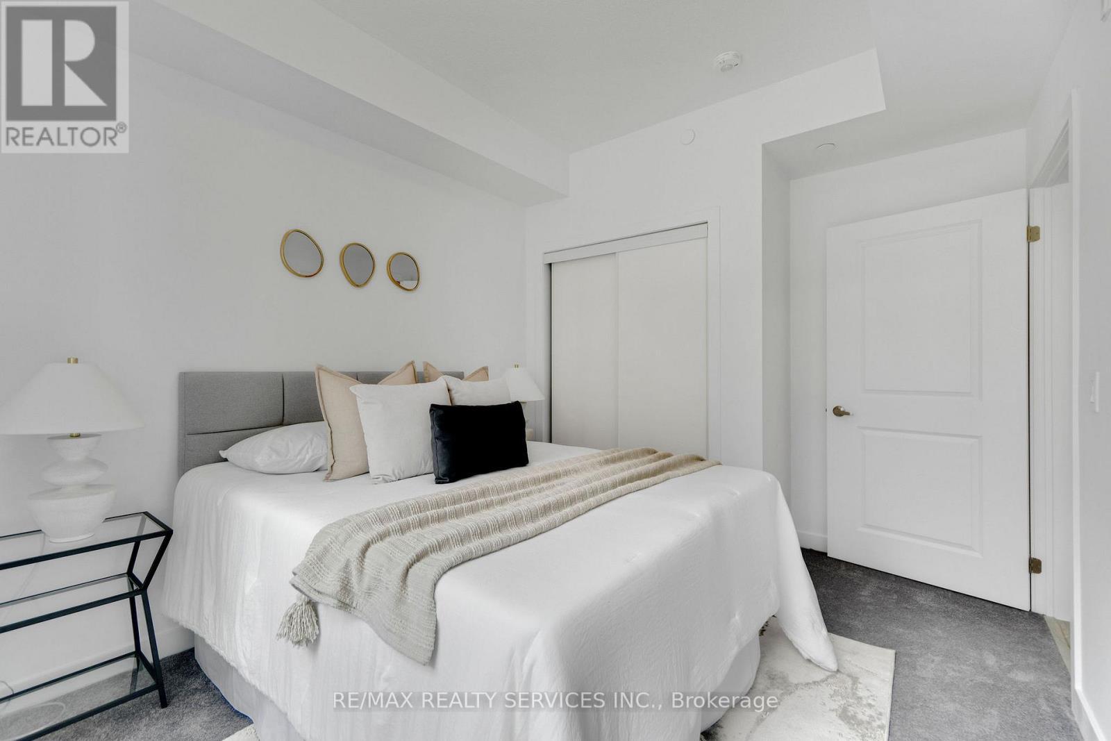 136 - 5055 Greenlane Road, Lincoln, ON - Indoor Photo Showing Other Room