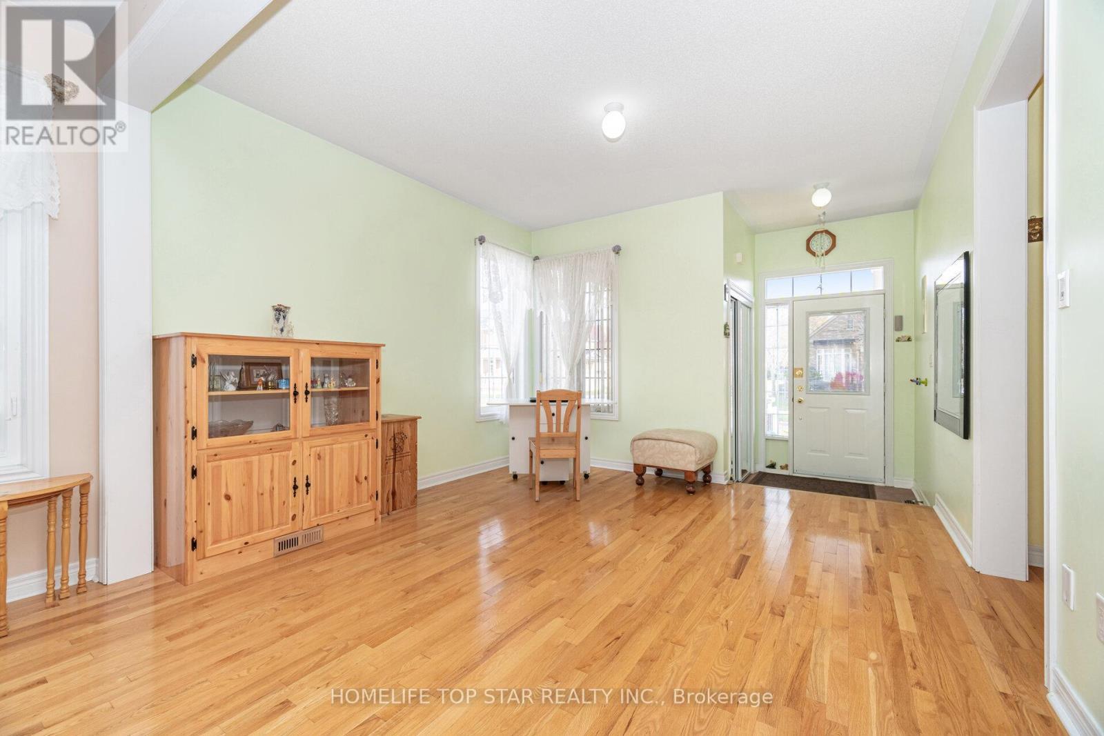 26 Delray Drive E, Markham, ON - Indoor Photo Showing Other Room