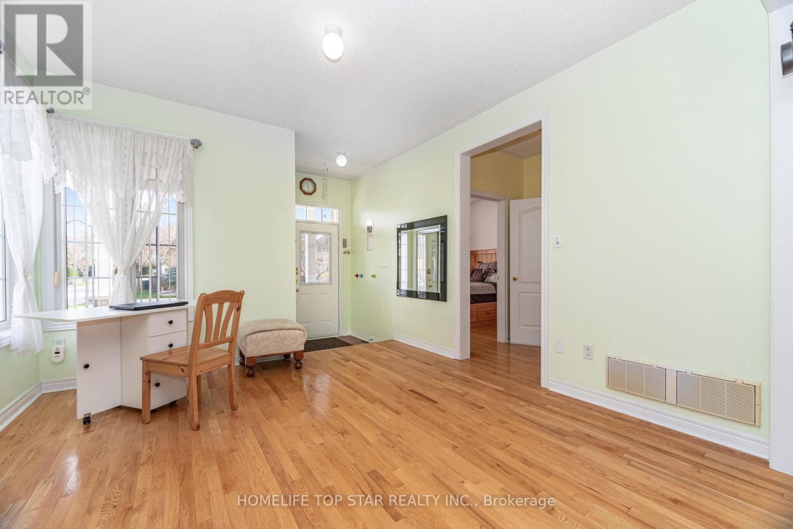 26 Delray Drive E, Markham, ON - Indoor