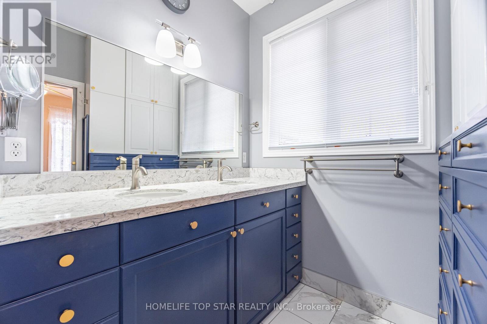 26 Delray Drive E, Markham, ON - Indoor Photo Showing Bathroom