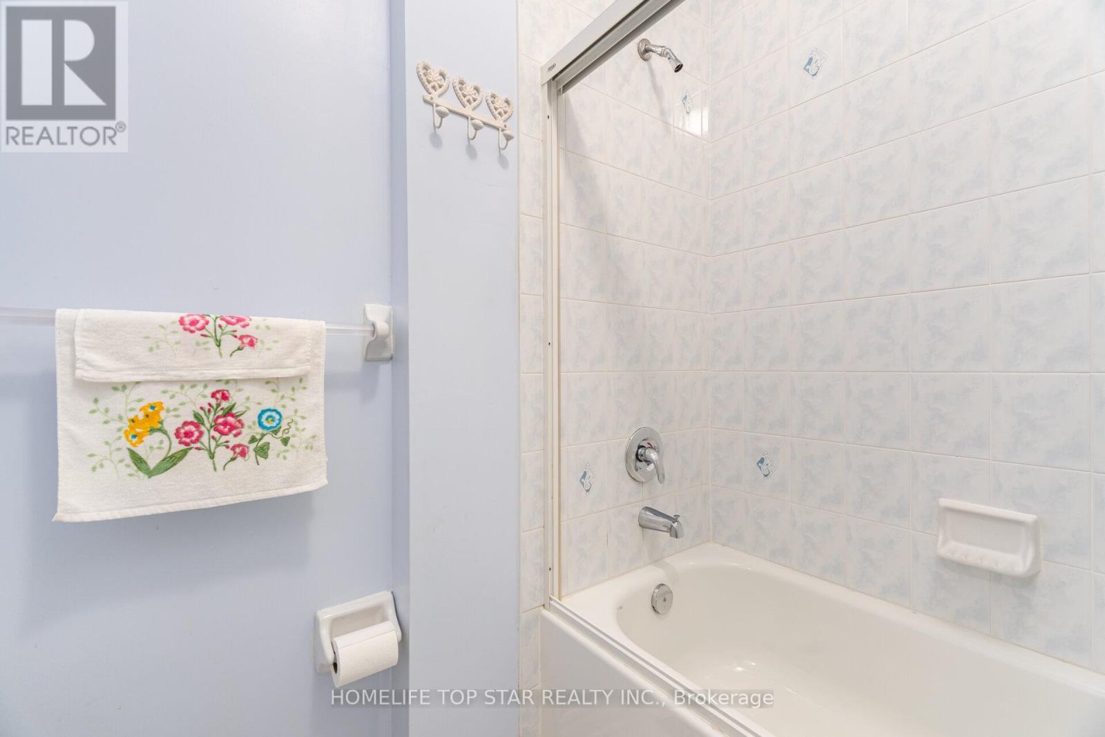 26 Delray Drive E, Markham, ON - Indoor Photo Showing Bathroom