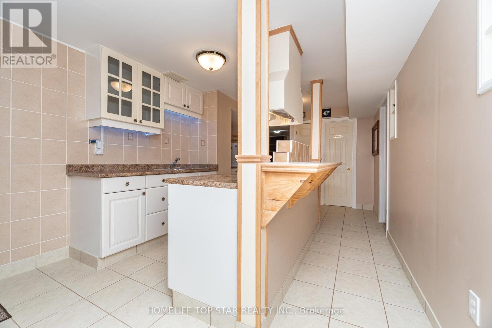 26 Delray Drive E, Markham, ON - Indoor Photo Showing Kitchen