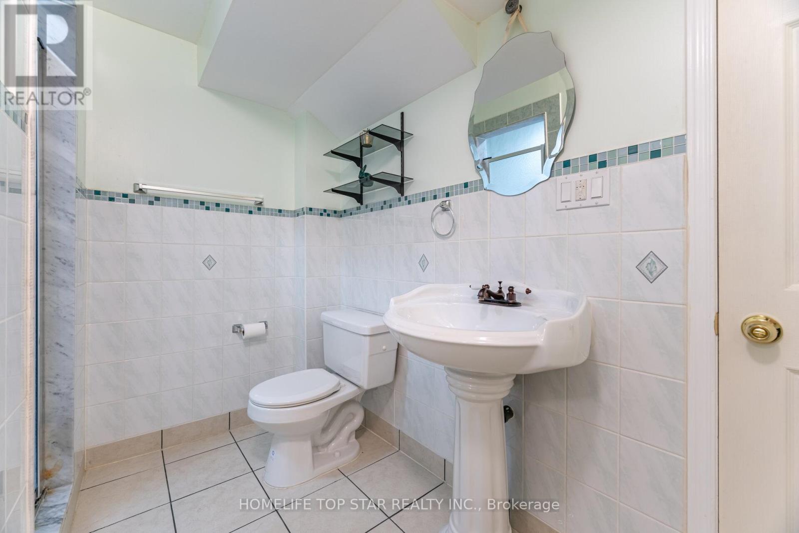 26 Delray Drive E, Markham, ON - Indoor Photo Showing Bathroom