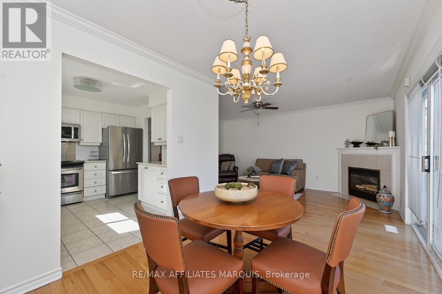 11 Decaria Boulevard, Perth, ON - Indoor Photo Showing Dining Room