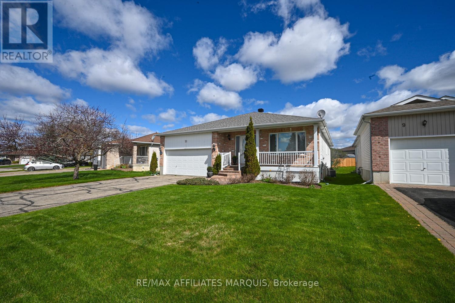 11 Decaria Boulevard, Perth, ON - Outdoor With Facade