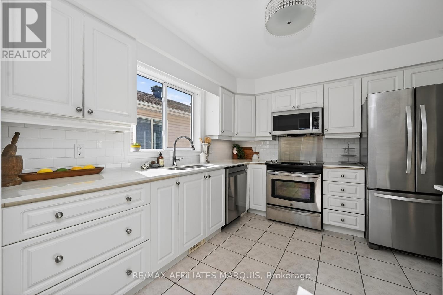 11 Decaria Boulevard, Perth, ON - Indoor Photo Showing Kitchen With Stainless Steel Kitchen With Double Sink