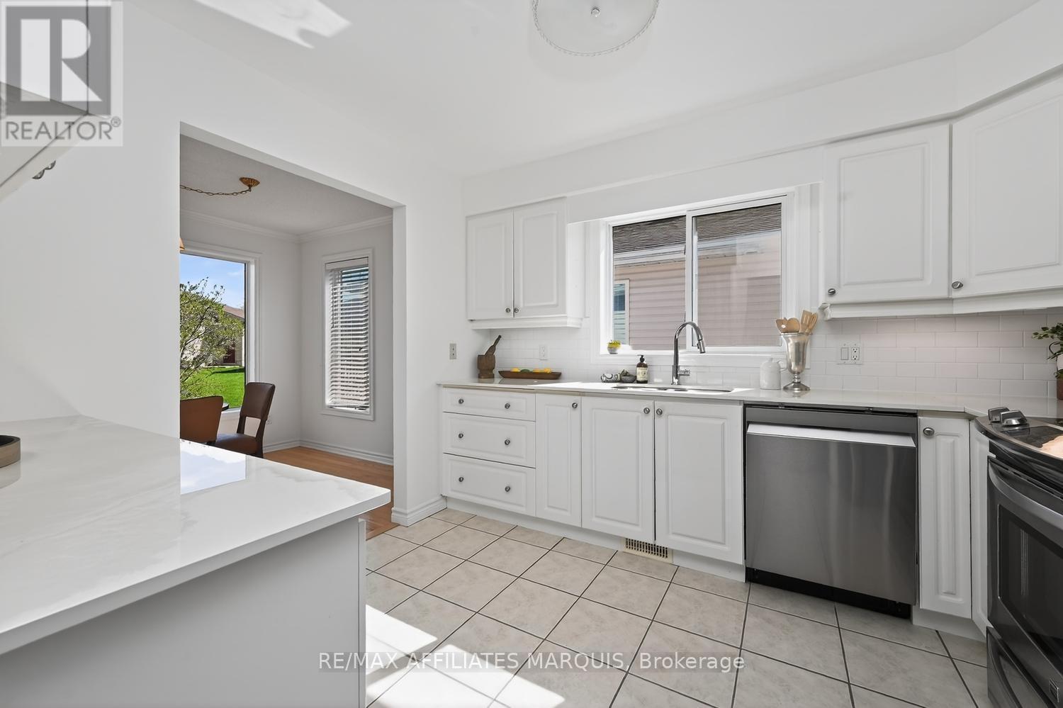 11 Decaria Boulevard, Perth, ON - Indoor Photo Showing Kitchen With Stainless Steel Kitchen