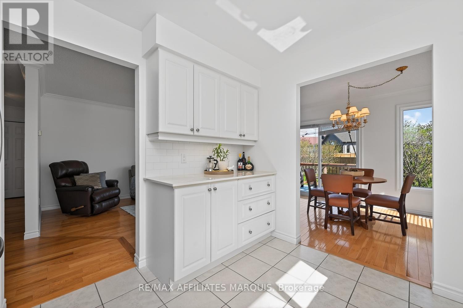 11 Decaria Boulevard, Perth, ON - Indoor