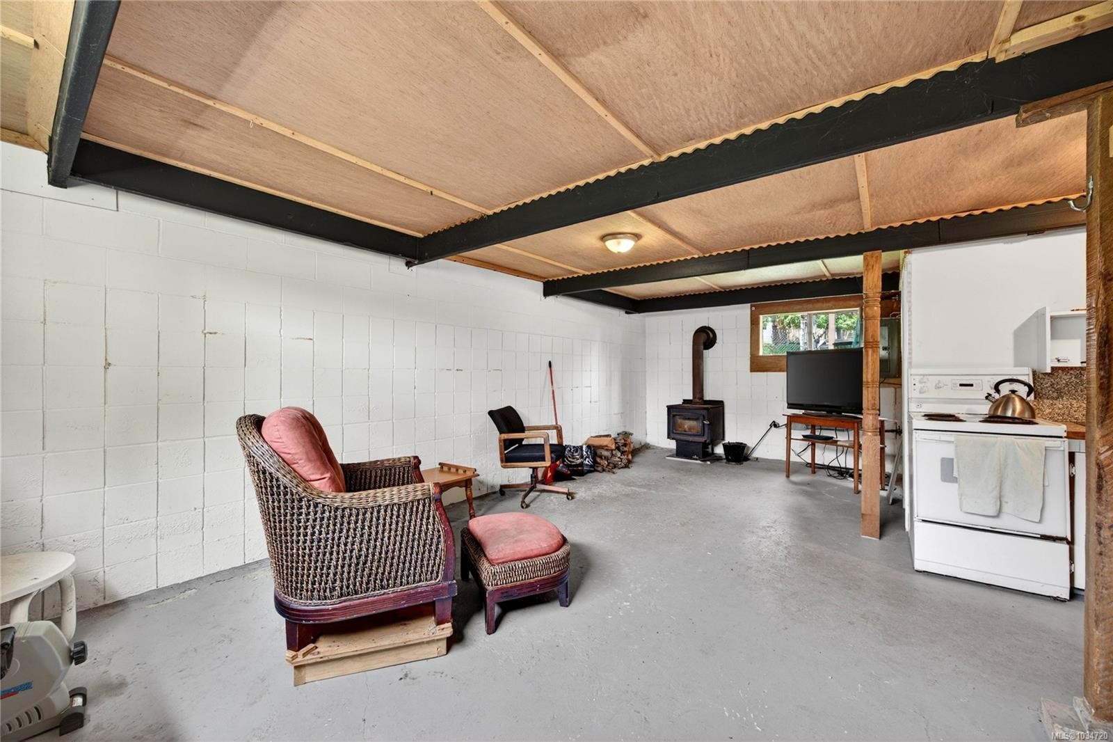 104 Mobrae Ave, Salt Spring, BC