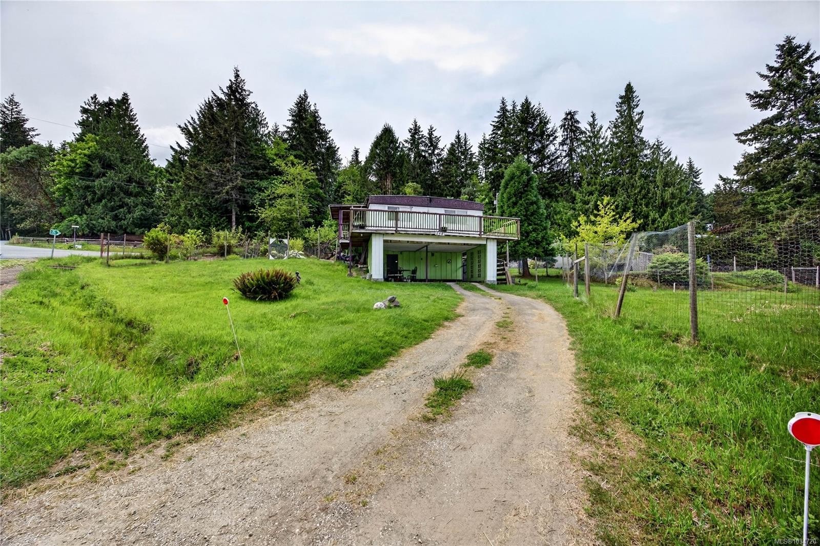 104 Mobrae Ave, Salt Spring, BC